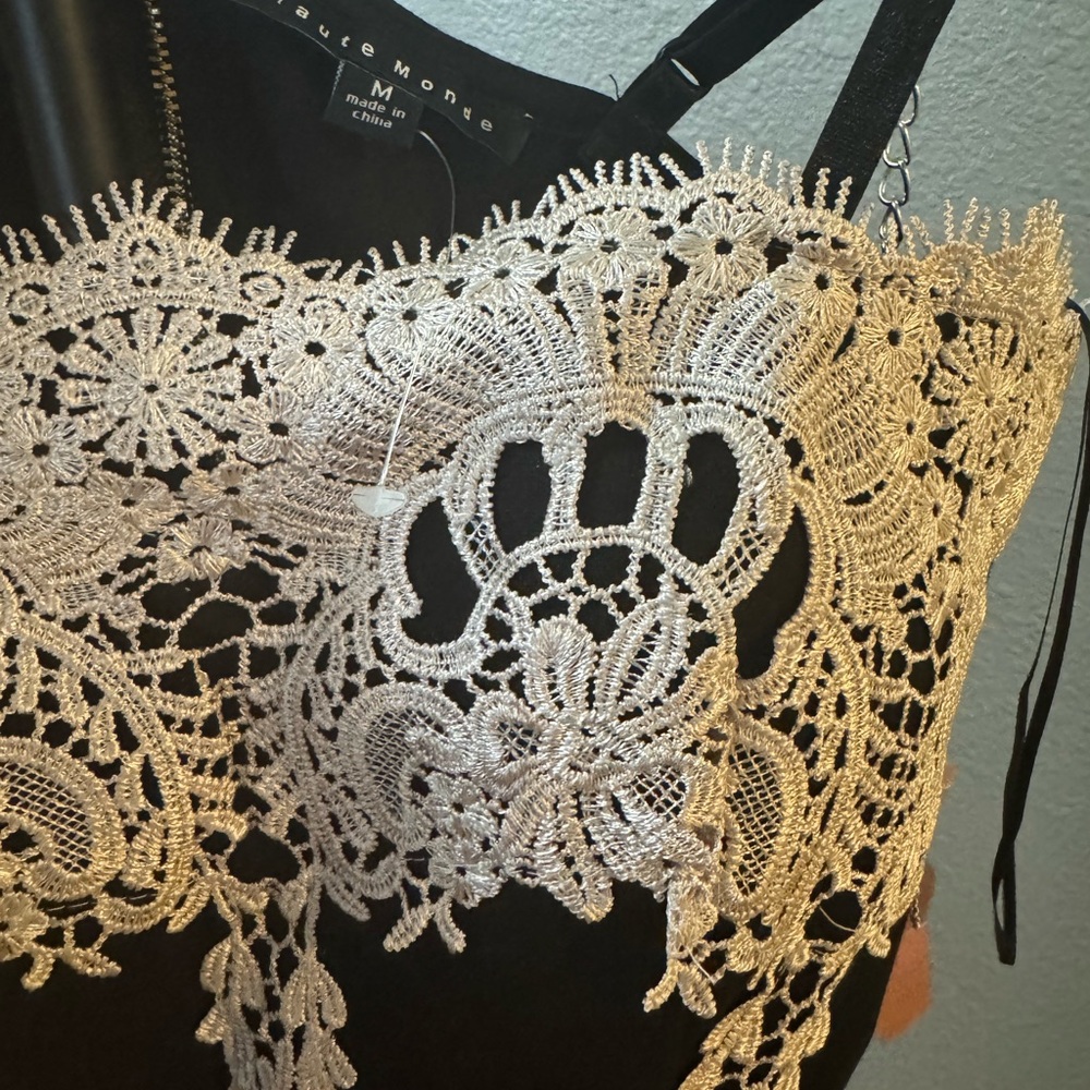 Haute Monde Black and White Lace-Trim Strapless Mini Dress - Picture 4 of 6